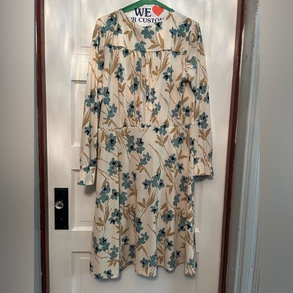 H&M Faux Wrap long sleeve dress - Picture 4 of 5